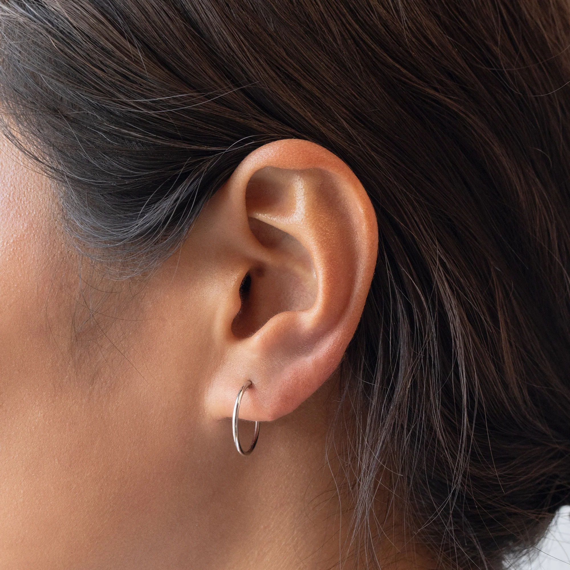 Medium Slim Hoop - Image 10