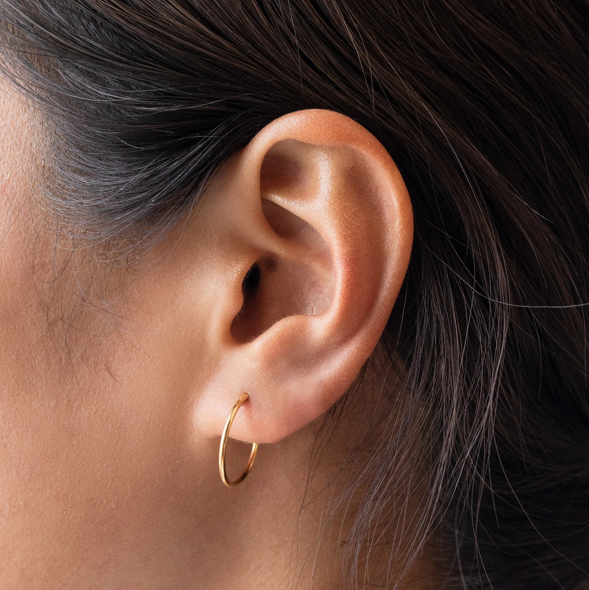 Medium Slim Hoop - Image 5